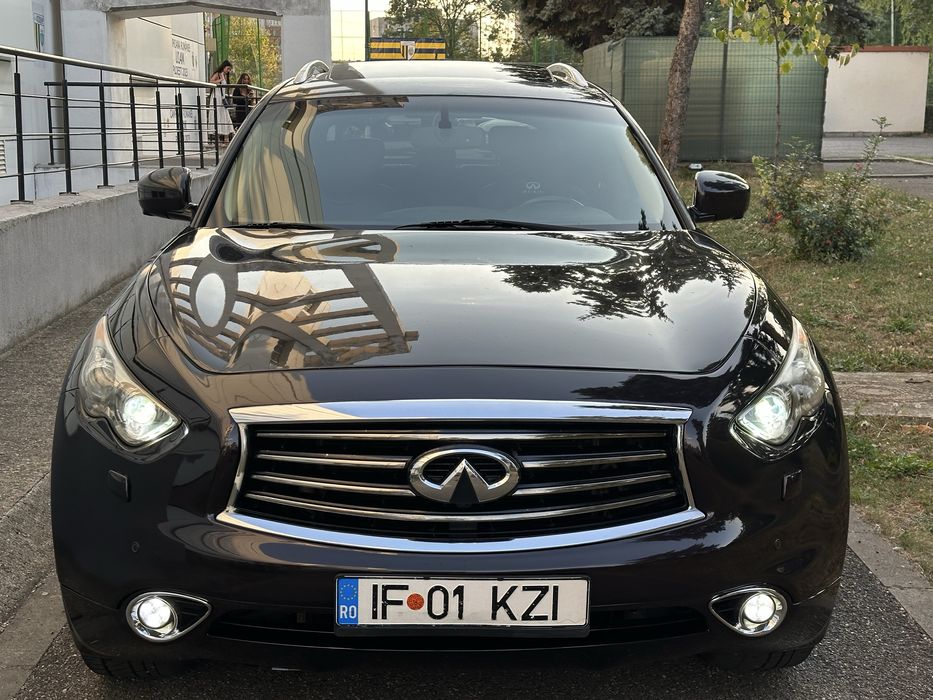 Infiniti FX 35 V6 cu Gpl