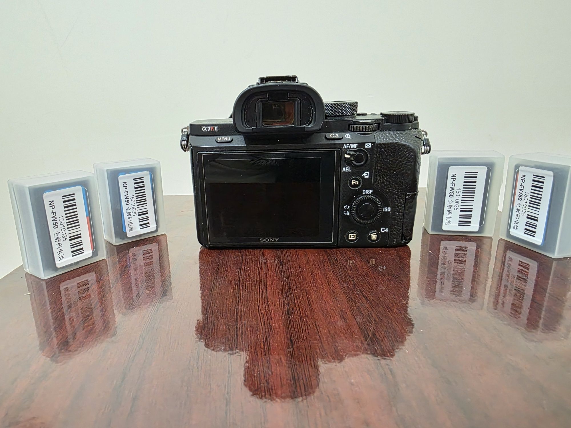 Sony a7R2 sotiladi