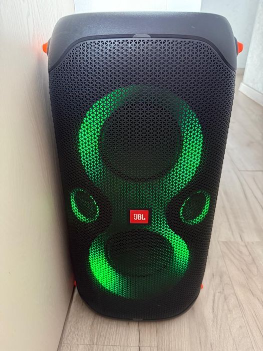 Продаю колонку JBL