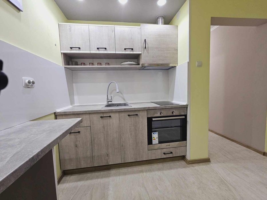 Дава се под наем Тристаен апартамент в Пловдив, Кючук Париж - 70 кв.м за 425 € - Снимка #3