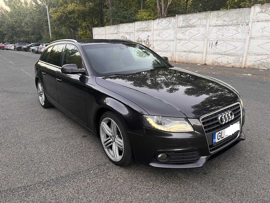 Audi A4 B8 S-Line 2012  2.0 TDI 143 CP