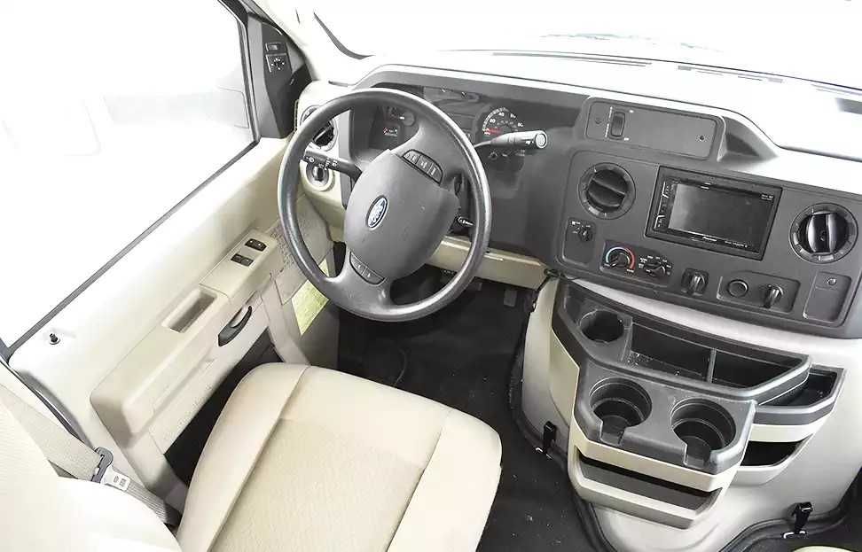 Winnebago Minnie Winnie 22R