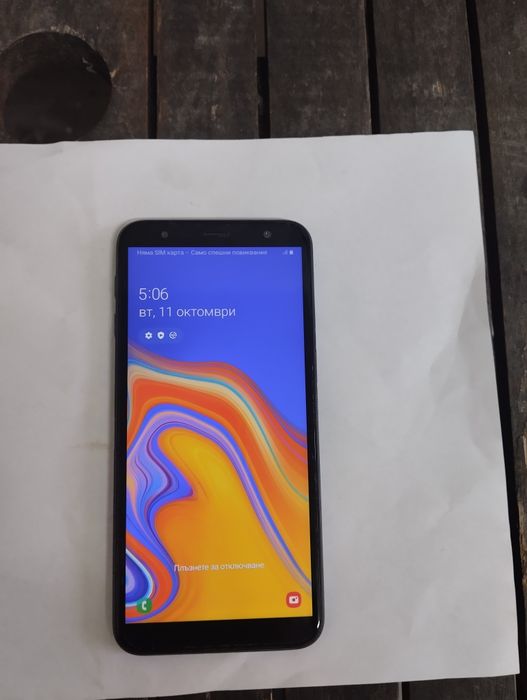 Продавам samsung j6+