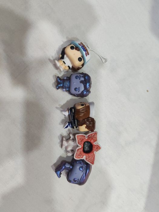 Игрушки очень странные дела все продам