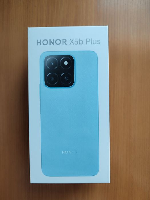 Новый телефон HONOR x 5b+