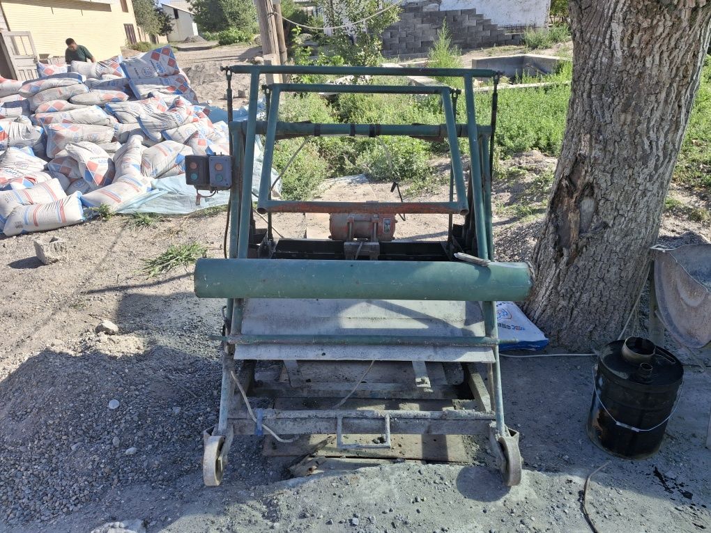 Shlaka blok aparat.Betonameshalka