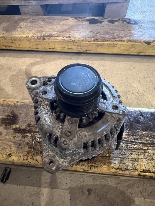 Генератор Toyota