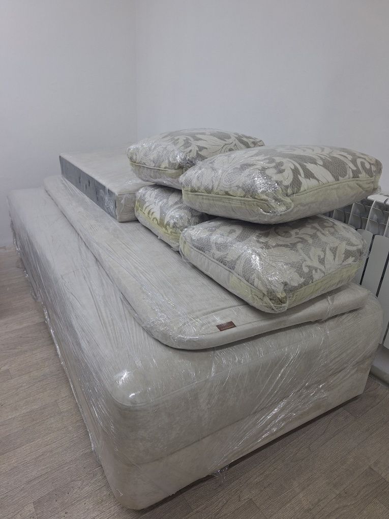 Срочно продам диван! Софа! Б/У