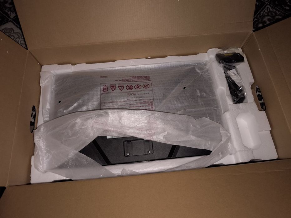 Monitor igrovoy sotiladi