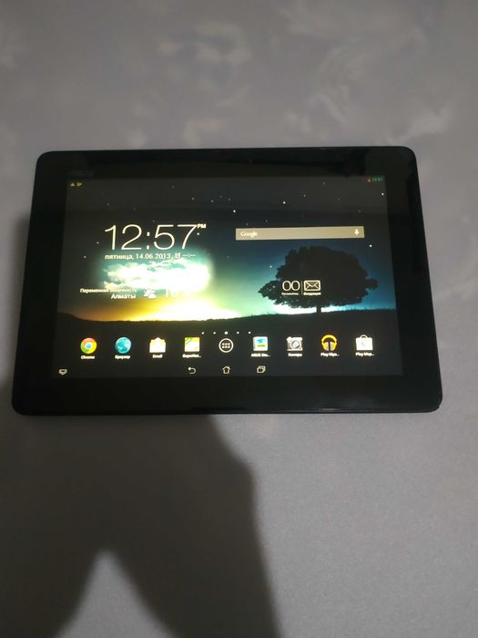 Продам планшет asus 10.1
