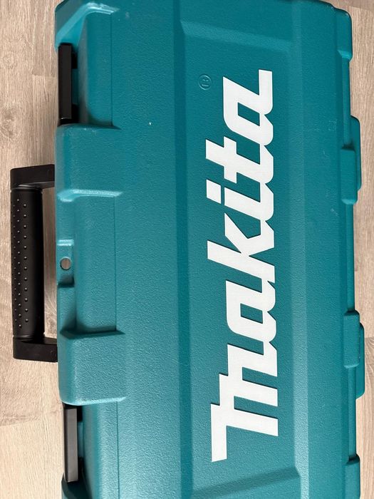 Makita DJR187RTE nou – Fierăstrău sabie cu acumulator 5Ah