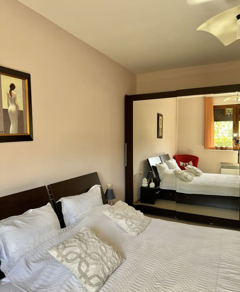 Продава се Къща в София, Борово - 200 кв.м за 825 €/кв.м - Снимка #8