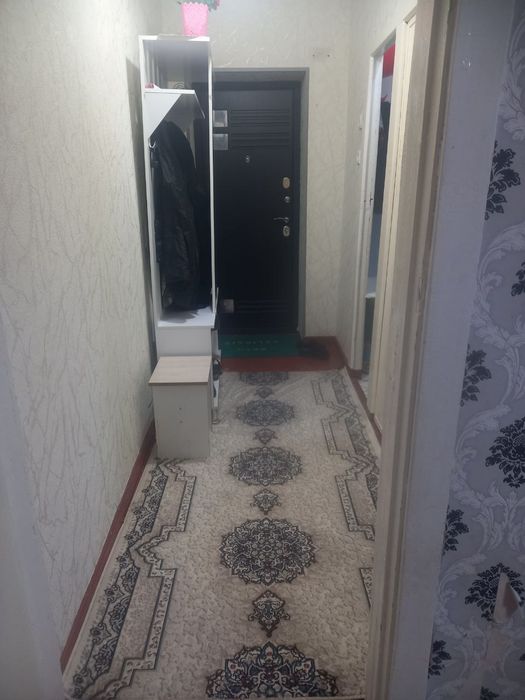 Икки хонали Уй сотилади