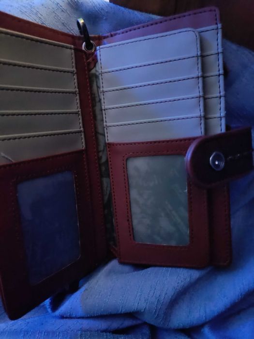 Дамско портмоне anekke