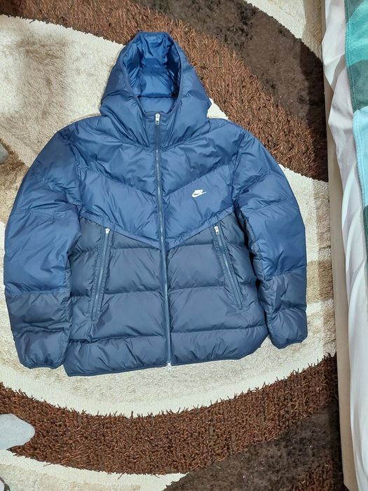 Geaca Nike marimea XXL