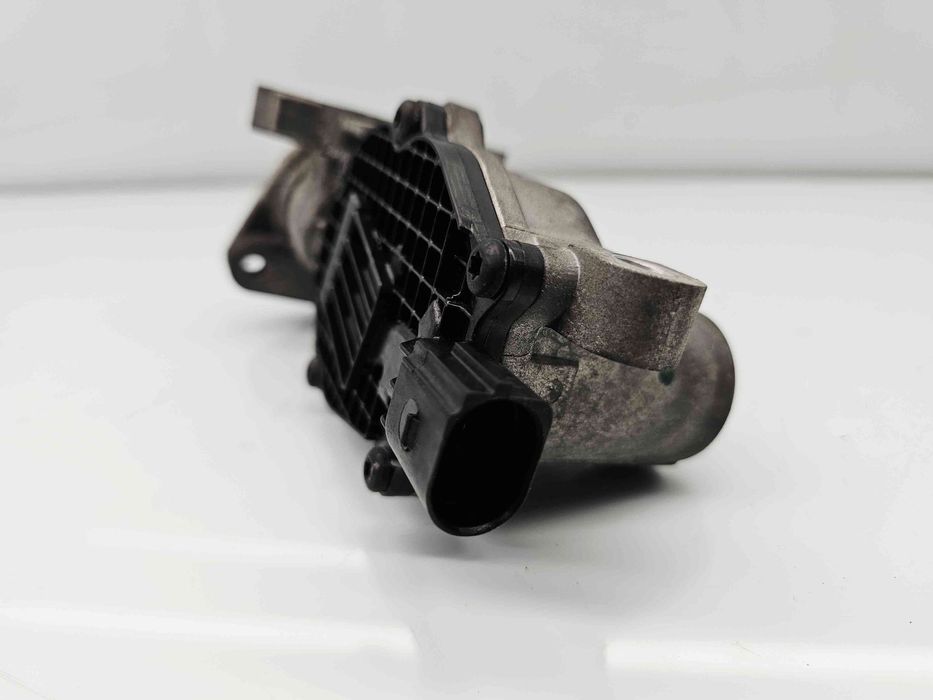 Supapa EGR  Opel Astra J [Fabr 2009-2015] 55581958 1.7 A17DTS 96KW / 1