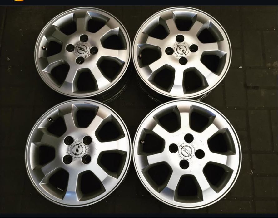 Продам комплект дисков с резиной зима и лето