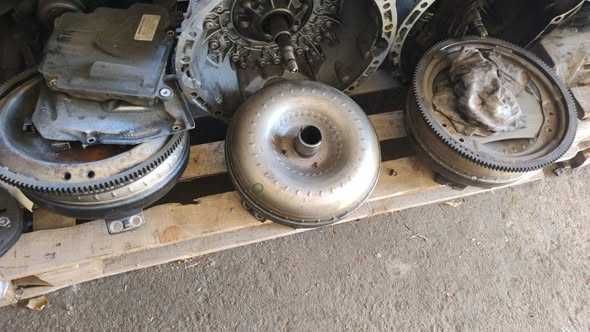 На части  Автоматични скоростни кутий