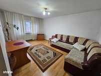 Apartament cu 3 camere de vânzare în Curtea de Argeș