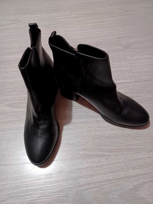 H&M нови черни кожени боти номер 38