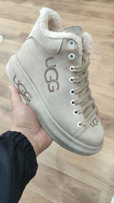 UGG Dama ,Superbe !
