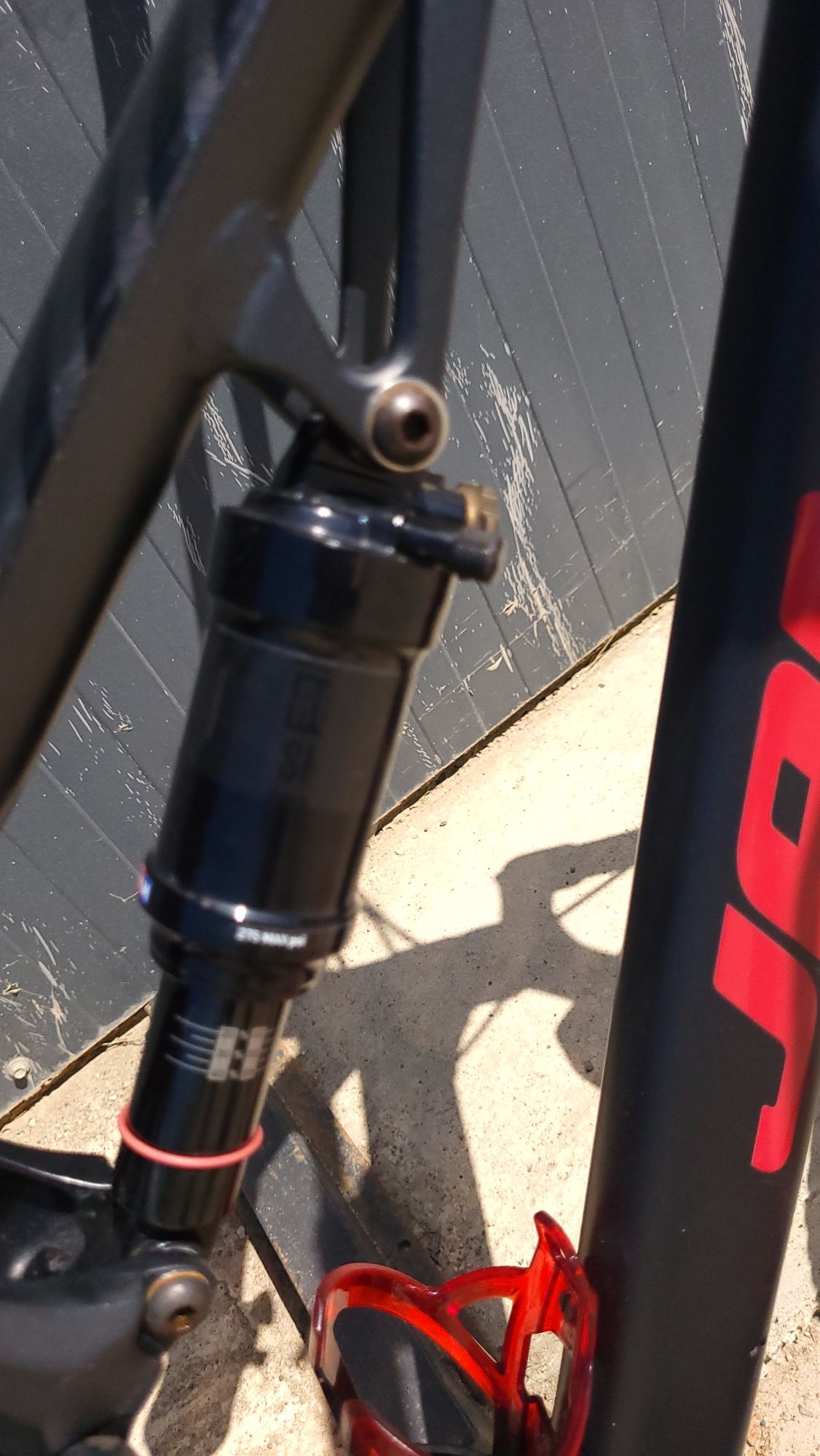 Bicicleta full suspension Jamis Dakar 2019