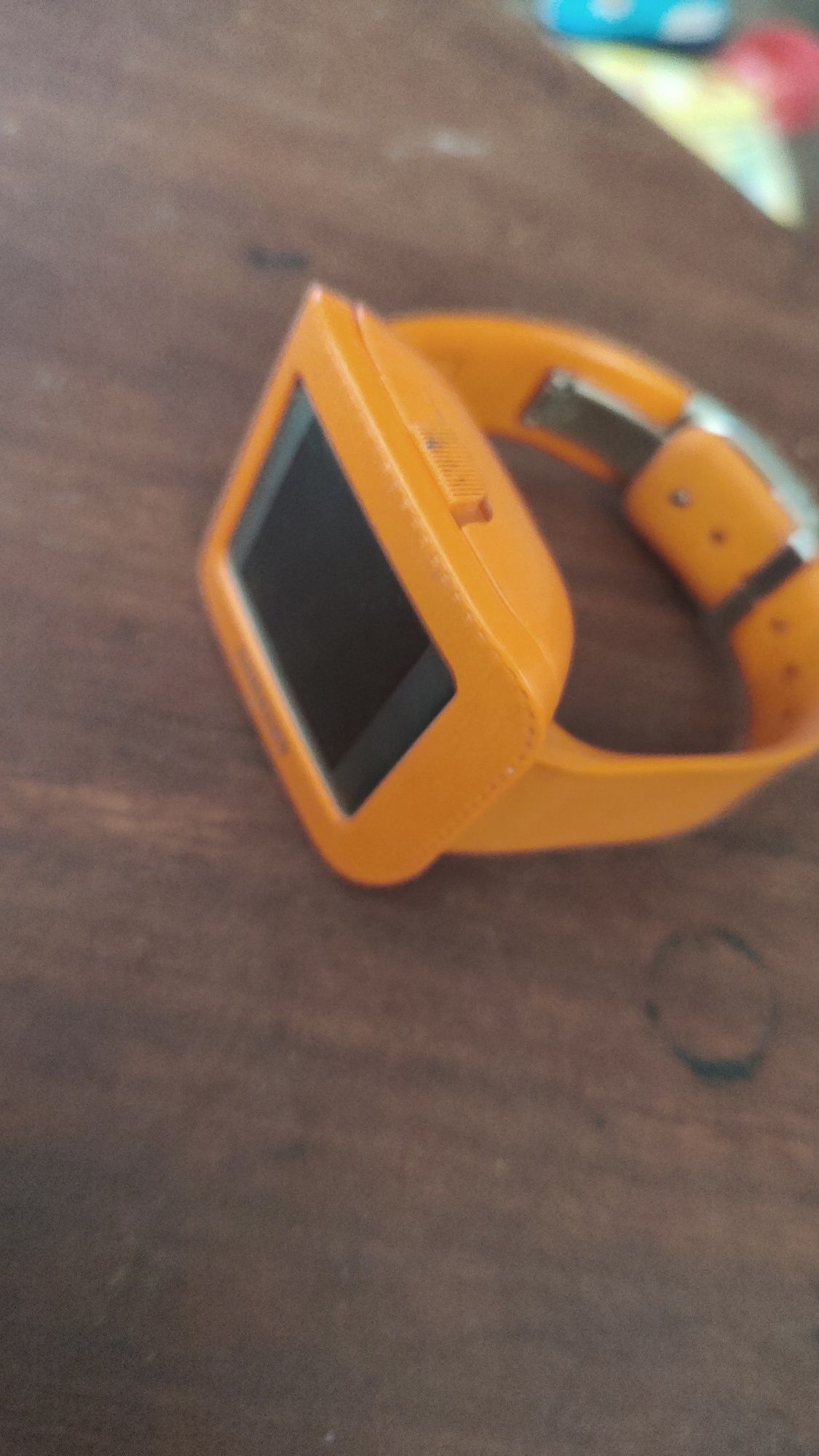 Смарт часовник Sansung Galaxy Gear