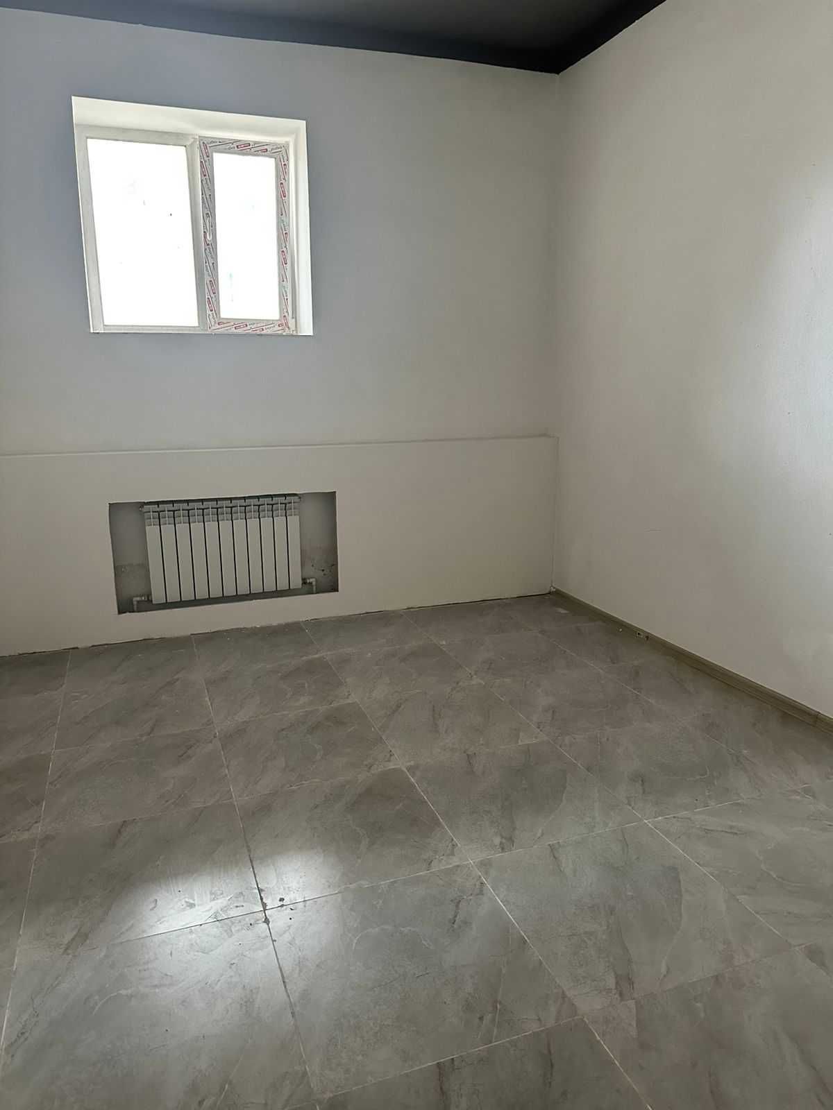 Продается коммерческое помещение в ЖК "Новатор 2"
