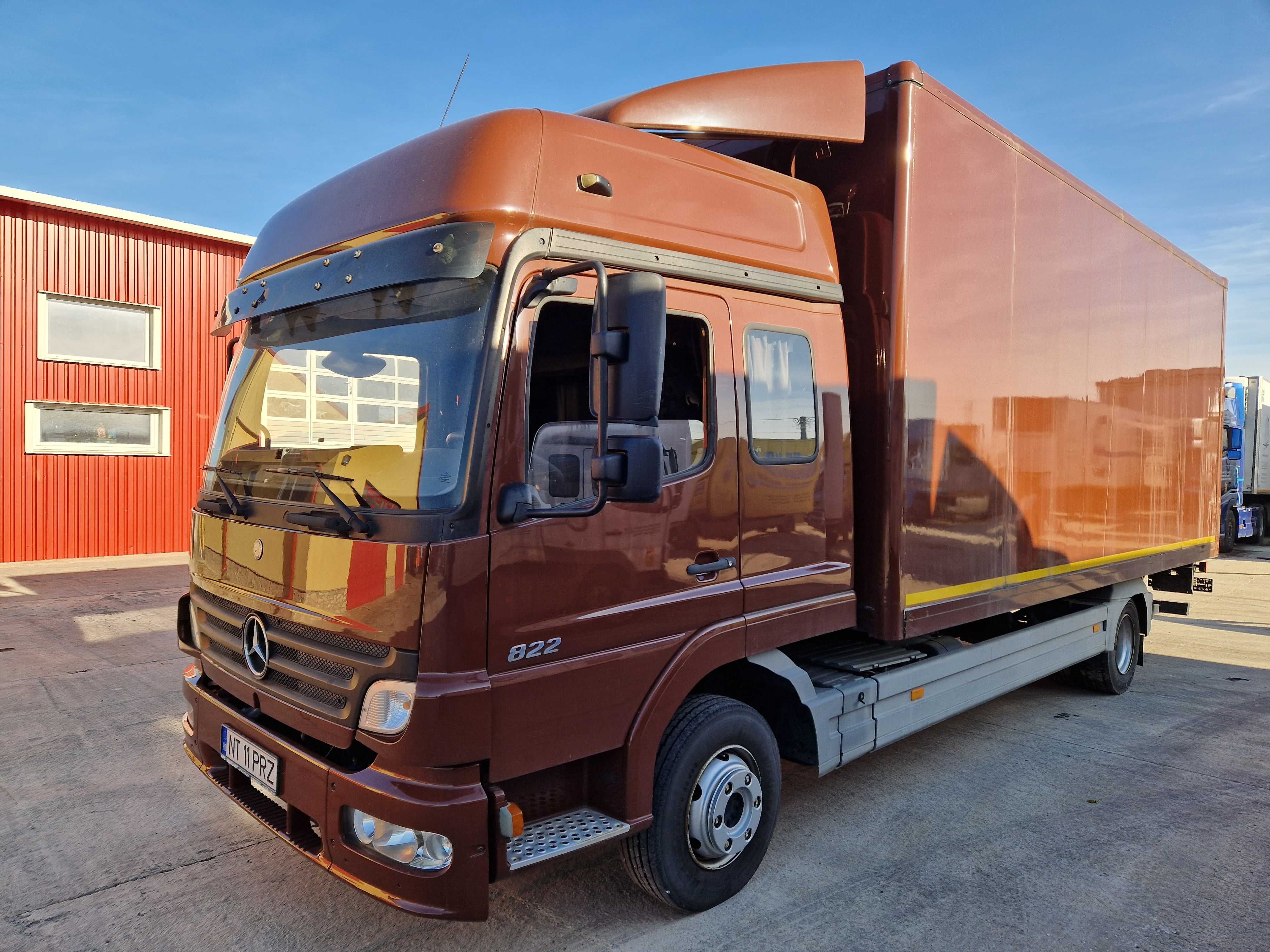 Mercedes 822 Atego   175000 KM/Originali + Lift