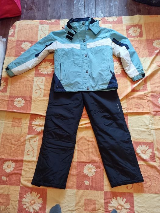 Costum de schi femei