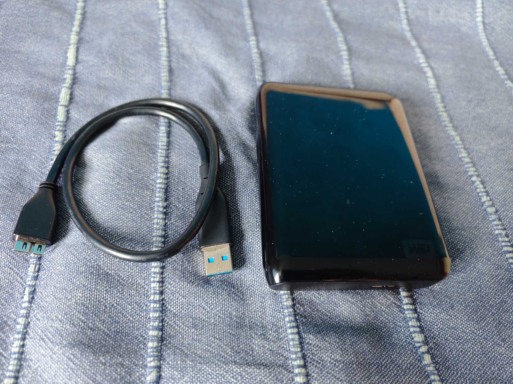Продавам външен хард диск WD Elements 1 TB