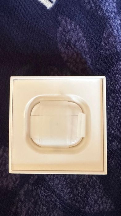 Продам наушники apple AirPods 3