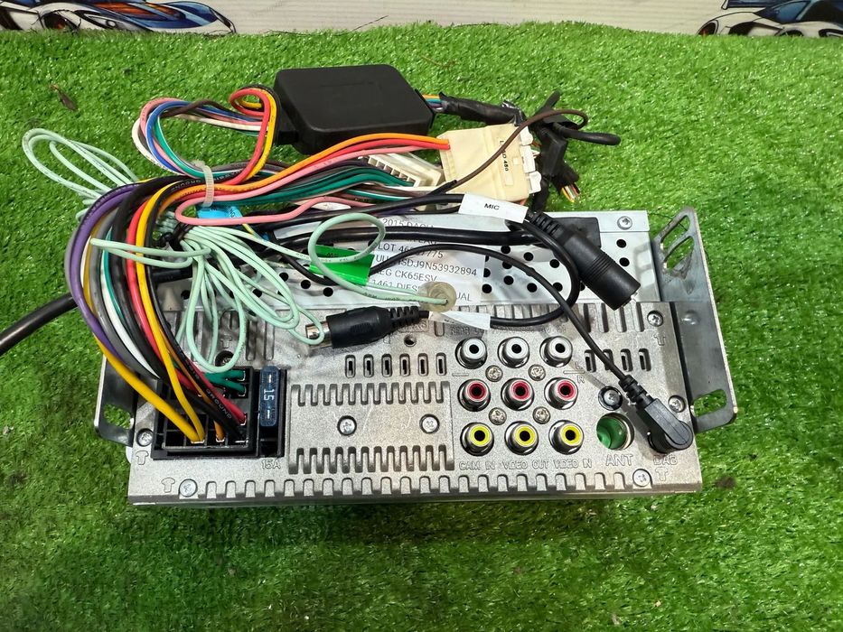 DISPLAY NAVIGATIE NAVI CD MULTIMEDIA DACIA DUSTER 1.5 DIESEL 2015 COD OEM YK5-128E-00 2013-2017