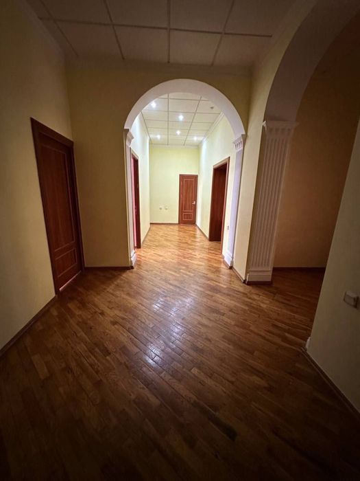 Продается квартира 4/4/4