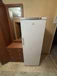Продам морозильную камеру Indesit