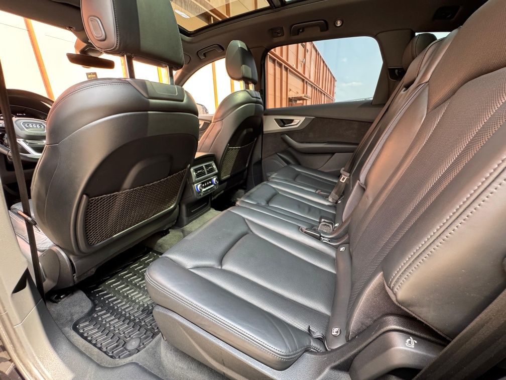 Audi q7 sline quattro4x4 sunet sq7 fără avariat sau daune