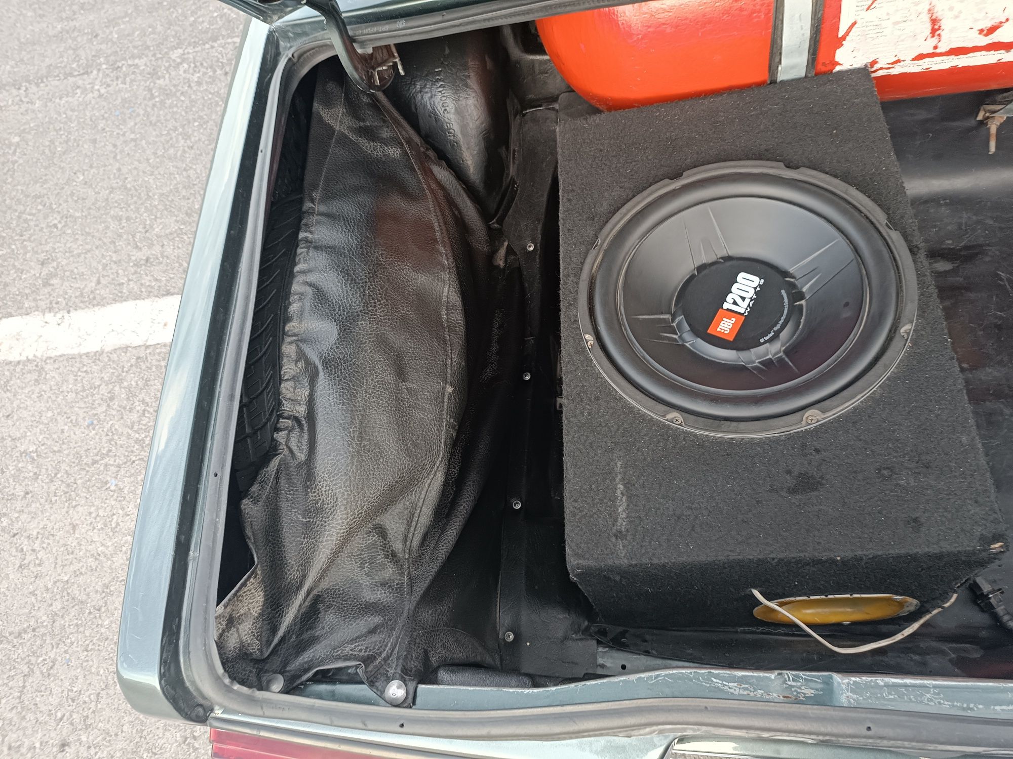 Vaz 21 07 sotiladi