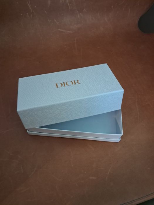 Cutie originală Dior