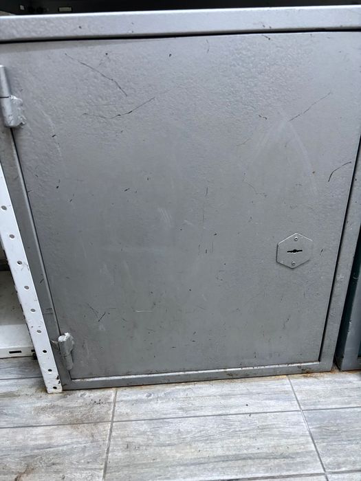 Метална каса сейф