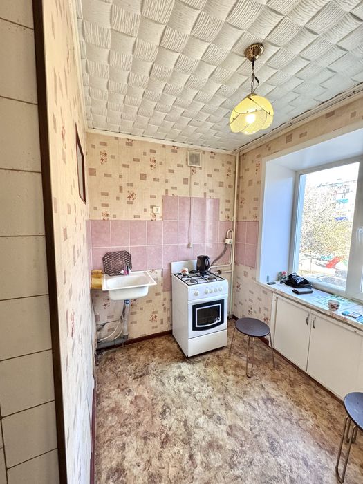 3 комнатная, 50 лет Октября 8