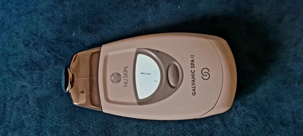 Aparat Nu Skin Galvanic Spa - model vechi (fara geluri)