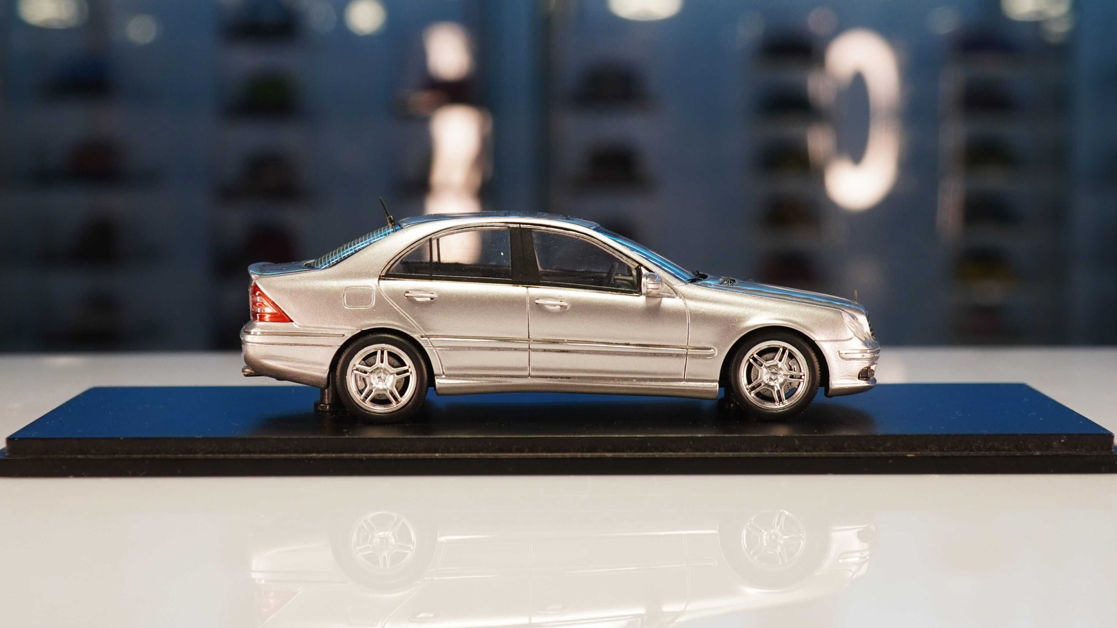 2001 Mercedes-Benz C55 AMG - Spark 1/43