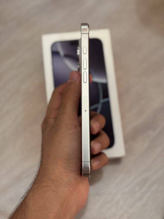 Iphone 16 pro max 256gb 60sikl