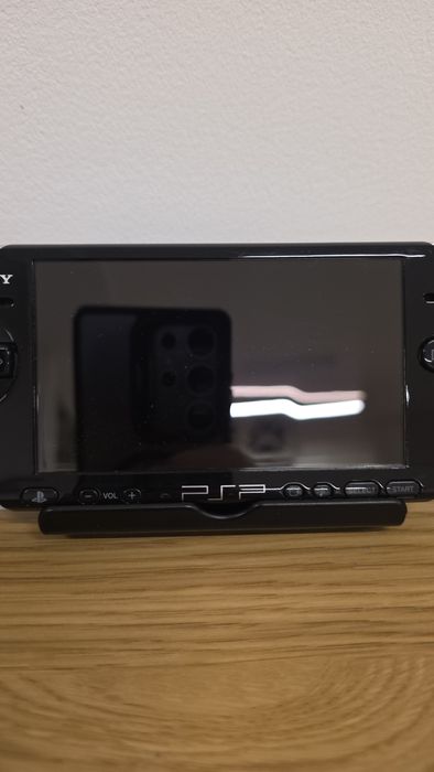Sony PSP 3000, Modat, 550 de jocuri, UEFA + cutie