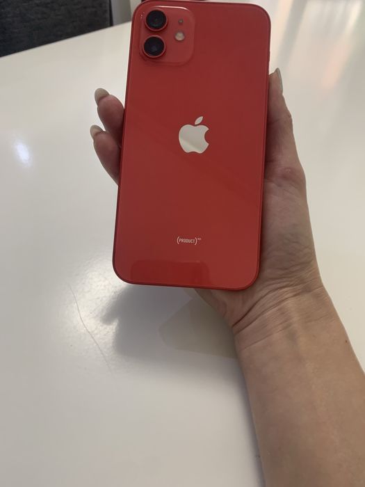 Vand iphone 12 red