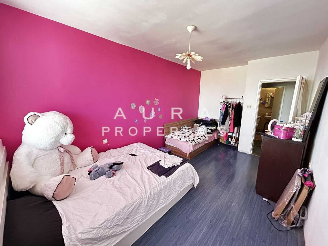 Продава се Тристаен апартамент в Разград, Освобождение - 98 кв.м за 989 €/кв.м - Снимка #4