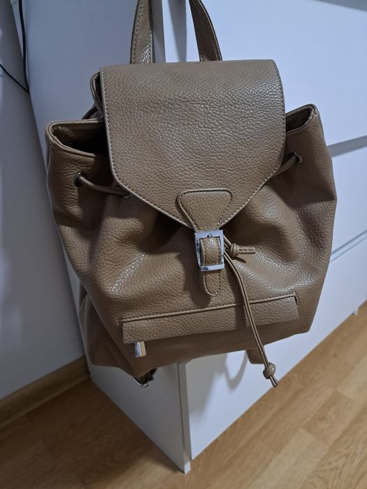 Rucsac dama foarte încăpător