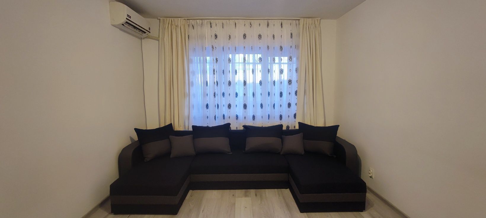 Închiriez apartament 2 camere, ultracentral