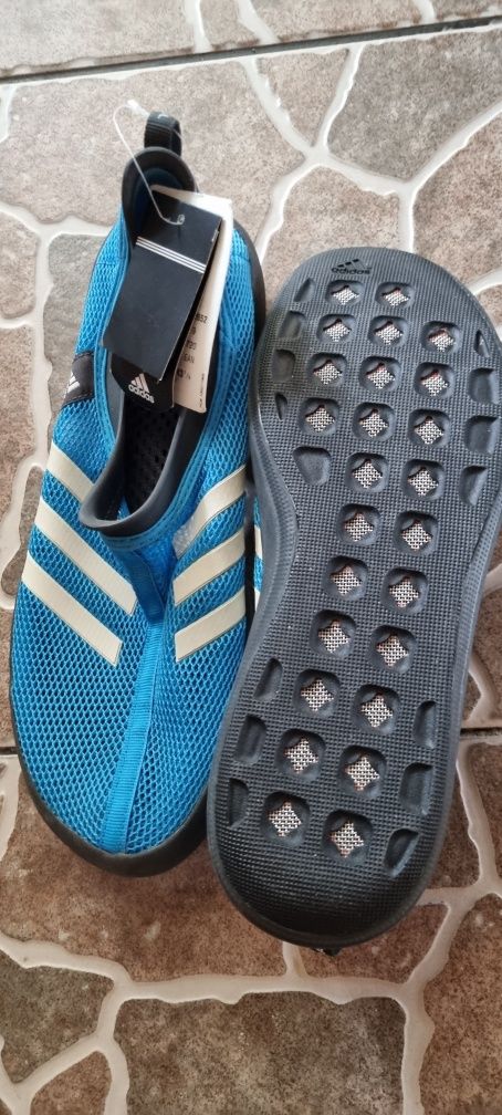 Adidași apă plaja pietricele Grecia ADIDAS originali