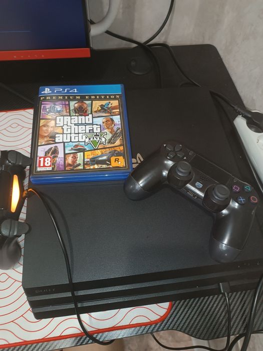 Продам ps4 pro 1 tb